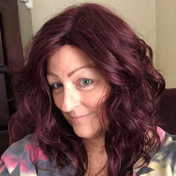 Meet your Posher, Deborah - Picture 1 of 1